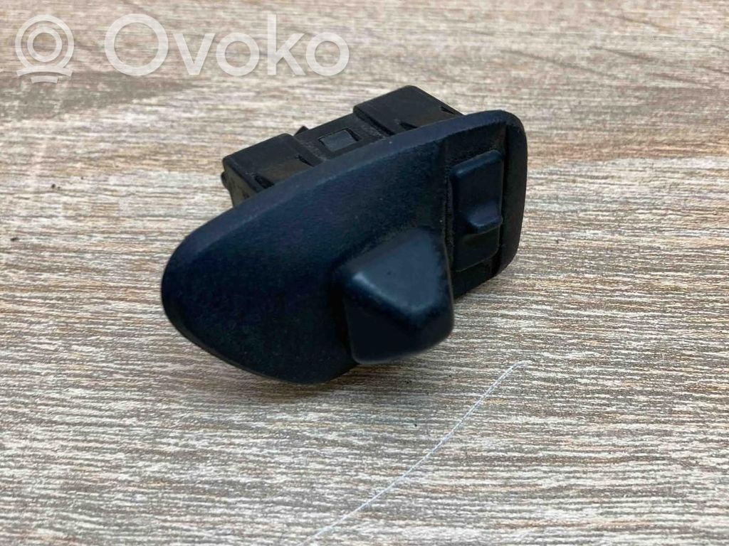 BMW 3 E36 Wing mirror switch 