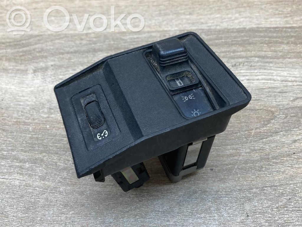 Light switch   1384005,38813705