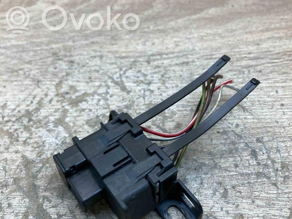 Plug wire   6931908,693190801,14527331