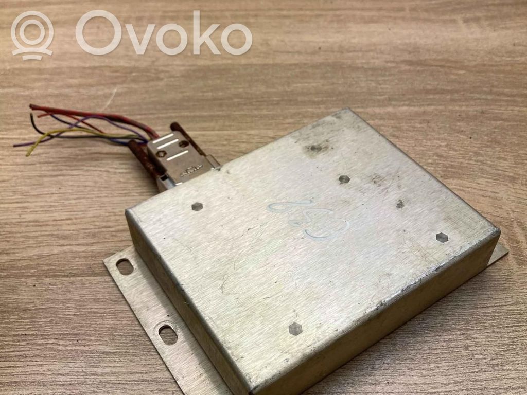 BMW 7 E38 Navigācijas (GPS) vadības bloks 