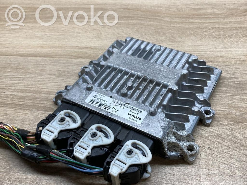 Volvo V50 Engine control unit/module ECU 