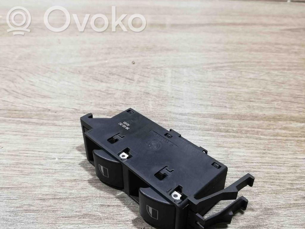 Electric window control switch   6902179