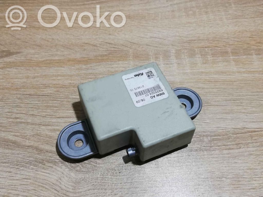 BMW 5 F10 F11 Aerial antenna amplifier 
