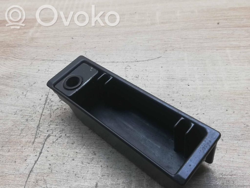 BMW 3 E46 Ashtray (front) 