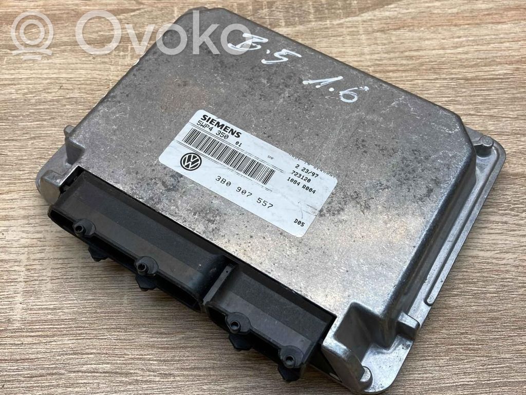 Volkswagen PASSAT B5 Engine control unit/module ECU 