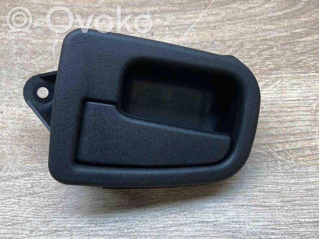 Manecilla interna puerta trasera   1960829