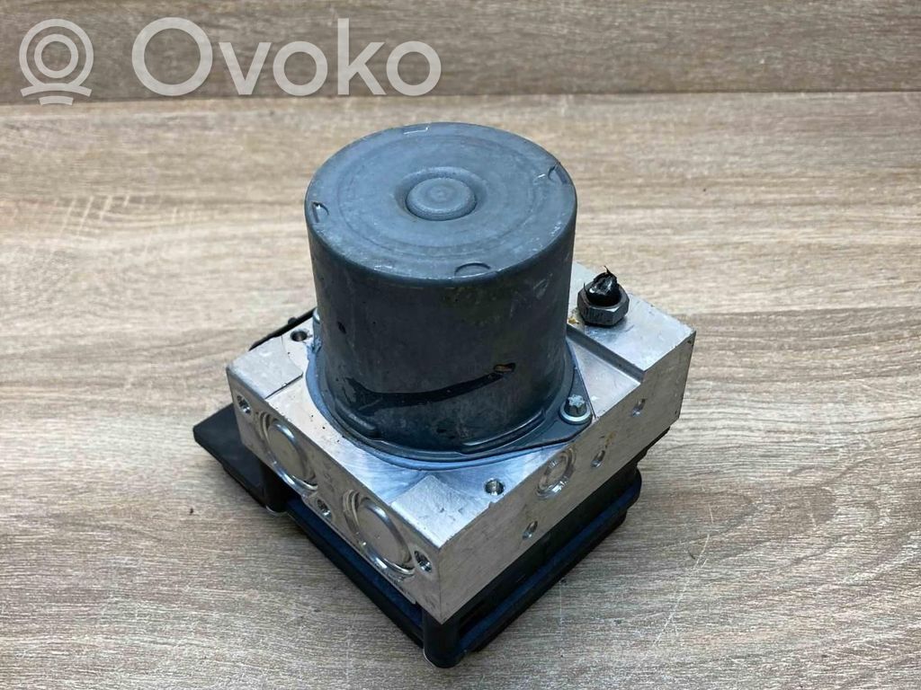BMW X3 E83 ABS bloks 