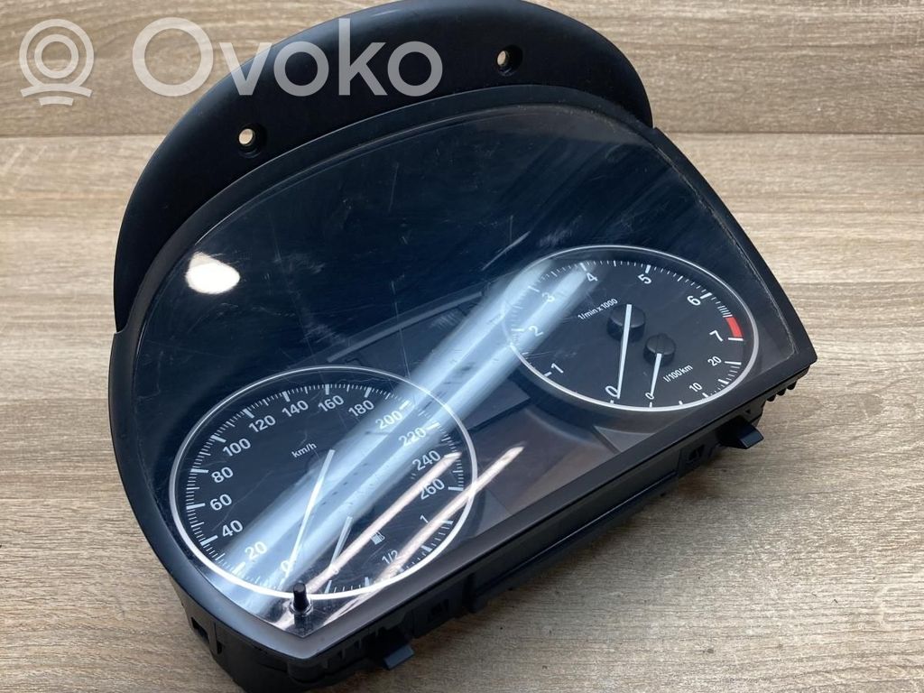 BMW 3 E90 E91 Spidometrs (instrumentu panelī) 
