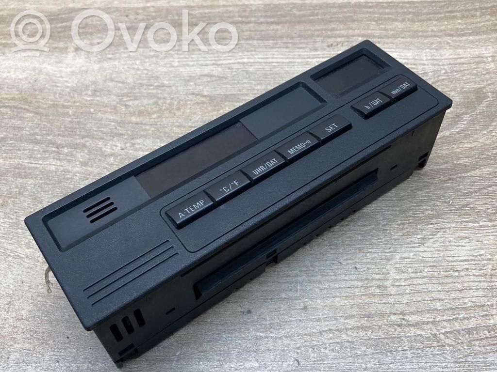 Screen/display/small screen   8363579