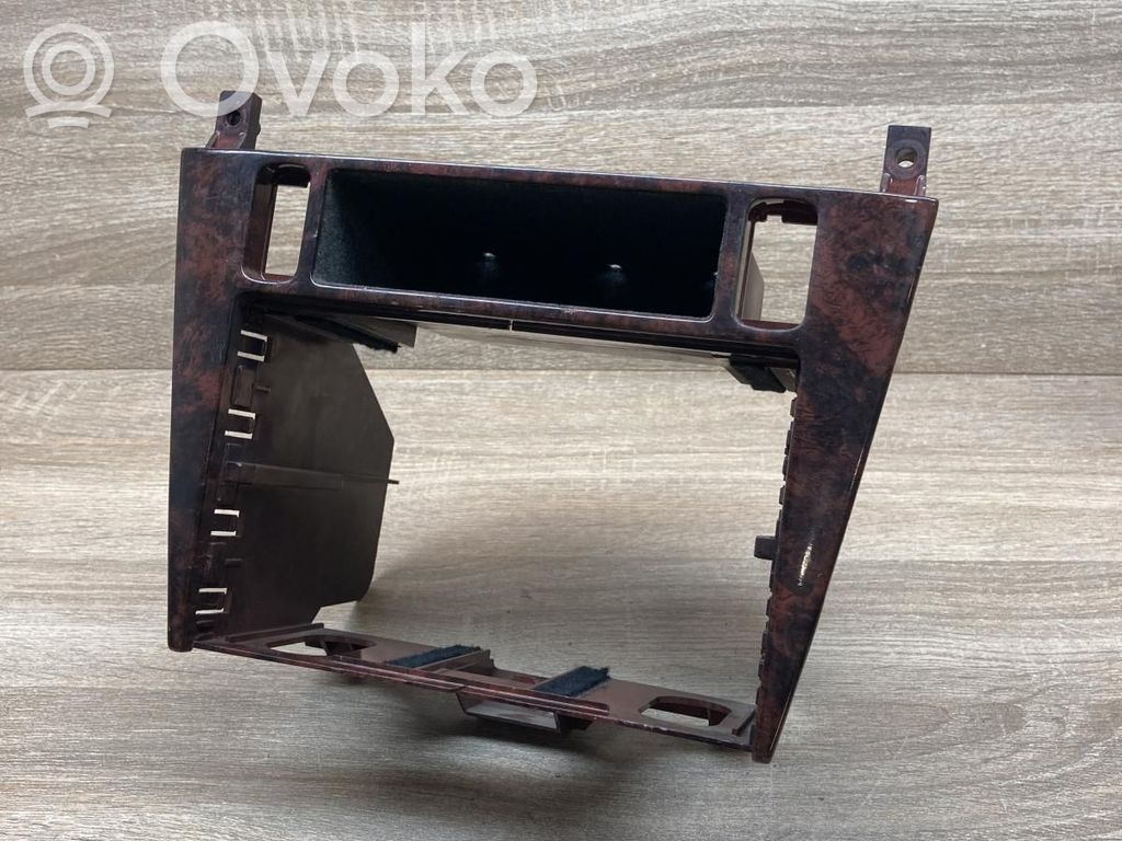 Volvo S40, V40 Radio/GPS head unit trim 