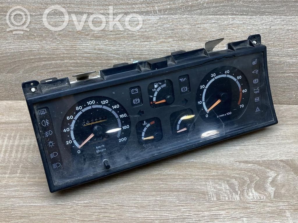 Renault Espace II Speedometer (instrument cluster) 