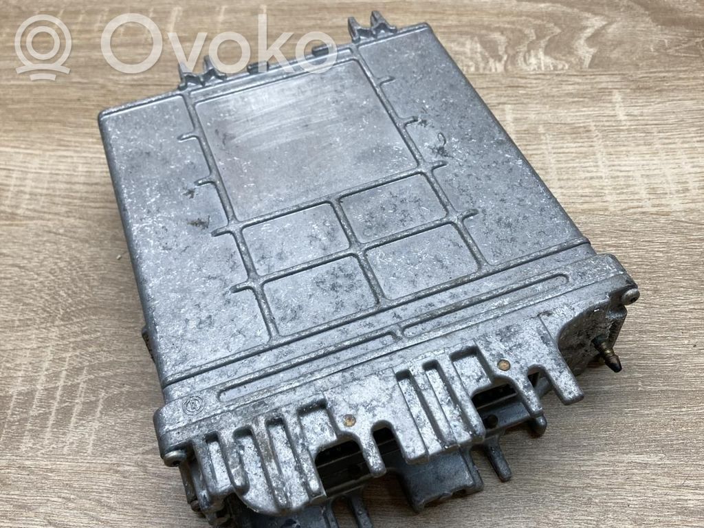 Audi A4 S4 B5 8D Engine control unit/module ECU 