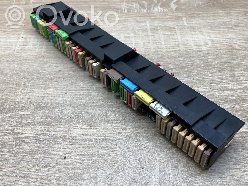 Fuse module   8366570