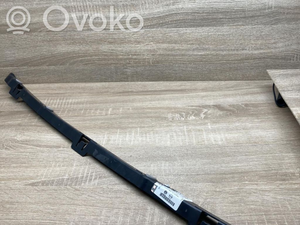 Opel Zafira B Uchwyt / Mocowanie zderzaka tylnego 