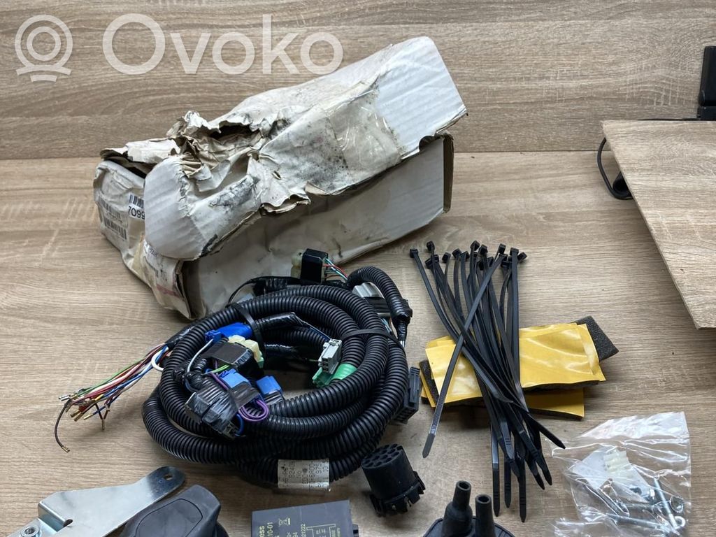 Sterownik / Moduł haka holowniczego   08L91TF0600A,08L91TL06M1001,08L91TL06M1001