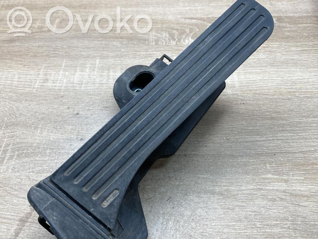Volkswagen PASSAT CC Gaspedal 