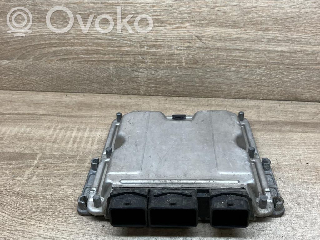 Peugeot 807 Engine control unit/module 