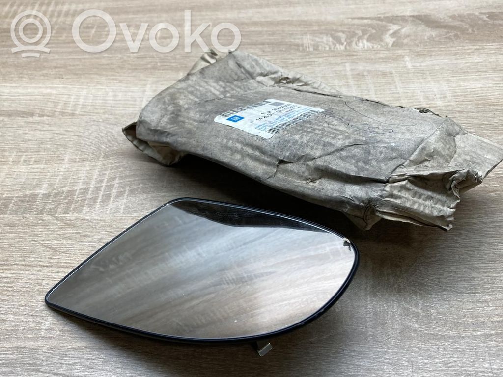 Opel Corsa B Veidrodėlio stiklas 