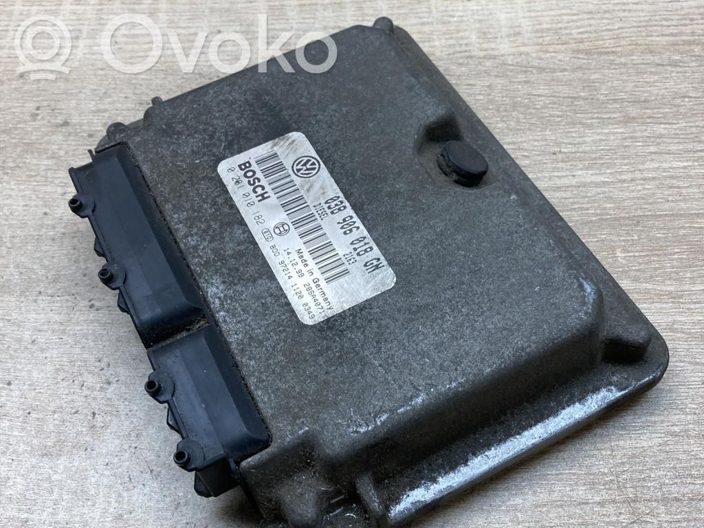 Skoda Octavia Mk2 (1Z) Unitate control motor/modul ECU 