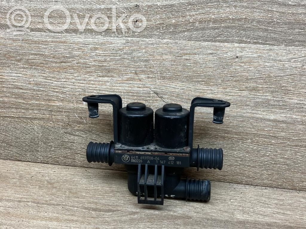 BMW 5 E60 E61 Apsildes radiatora vārsts (-i) 