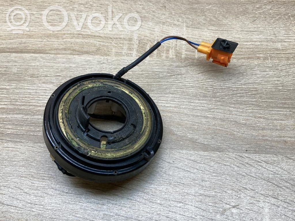 BMW 5 E34 Oro pagalvių juosta (srs žiedas) 