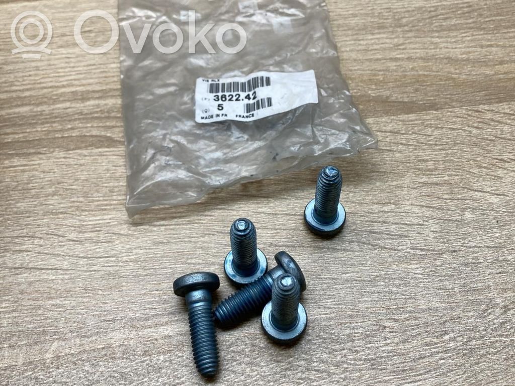 Schrauben / Muttern   362242,5PCS