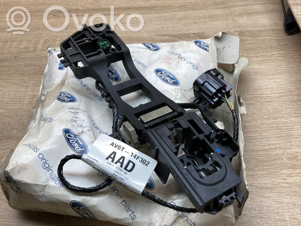 Klamka/wspornik zewnętrzny drzwi przednich   1732427,AC6T14F302