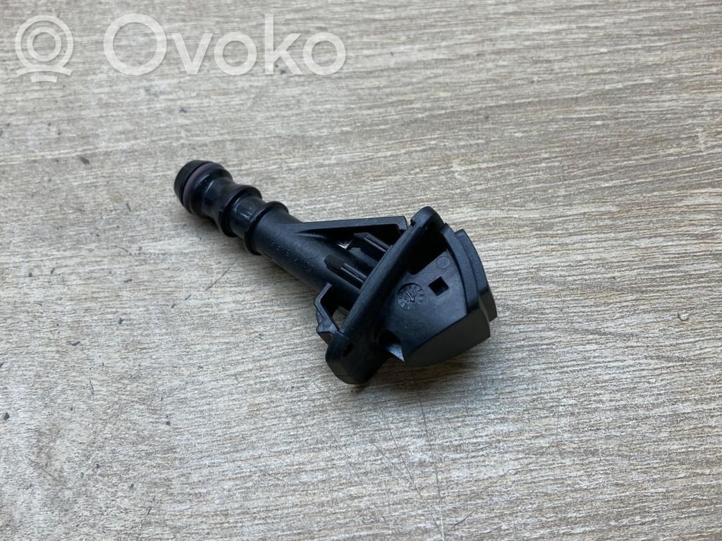 BMW 1 E81 E87 Headlight washer spray nozzle 