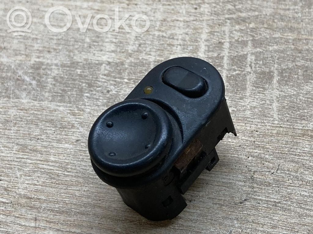 Opel Vectra B Interruptor del espejo lateral 