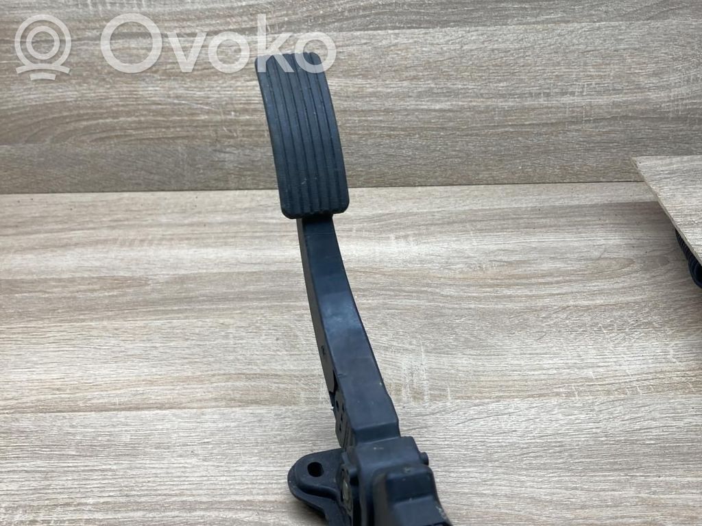 Dodge Caliber Pedală accelerație 