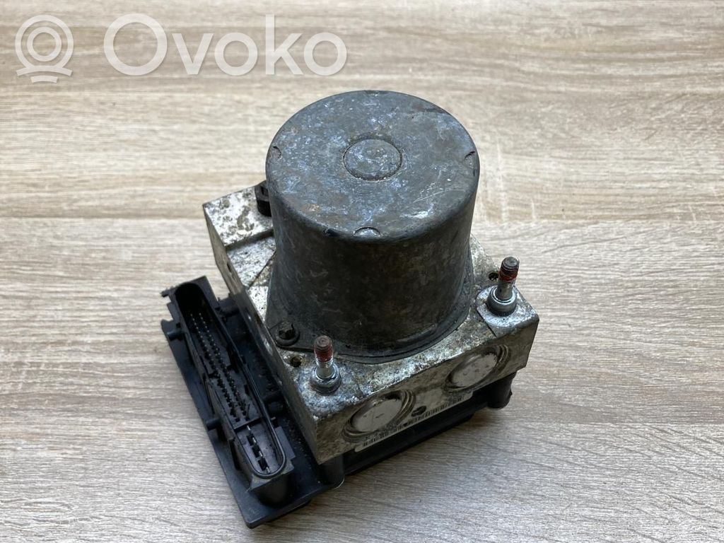 Toyota Auris 150 ABS Pump 