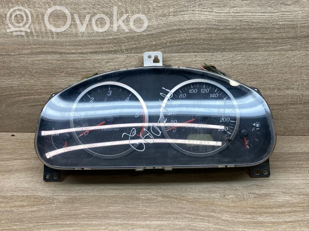 Mazda 2 Spidometrs (instrumentu panelī) 