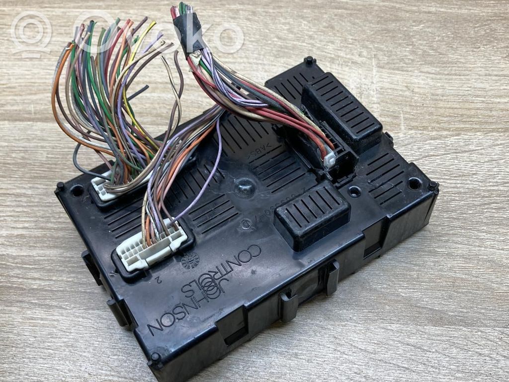 Renault Clio III Modulo di controllo del corpo centrale 