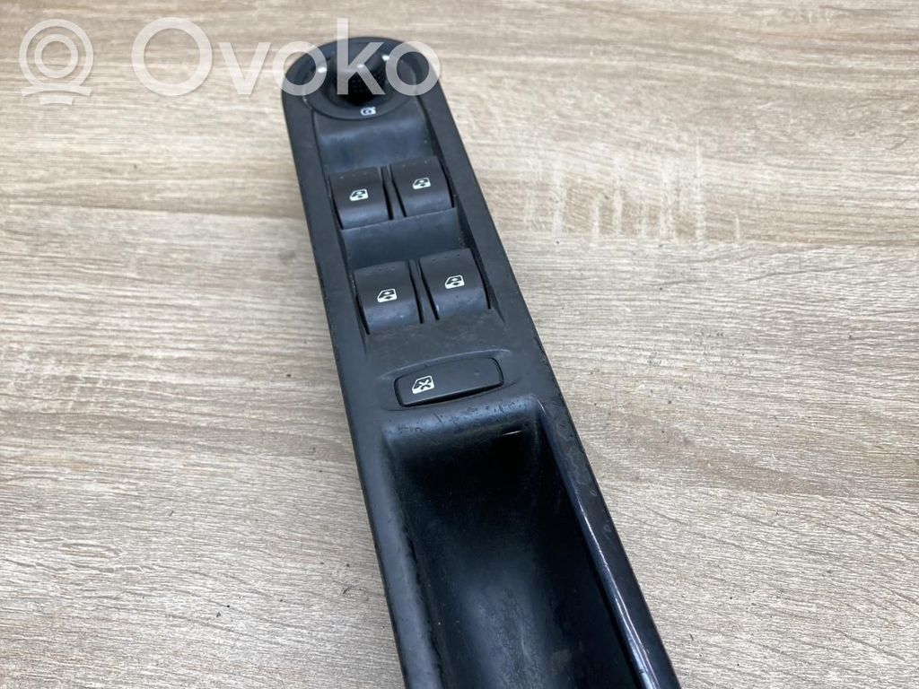 Renault Espace IV Przyciski szyb 