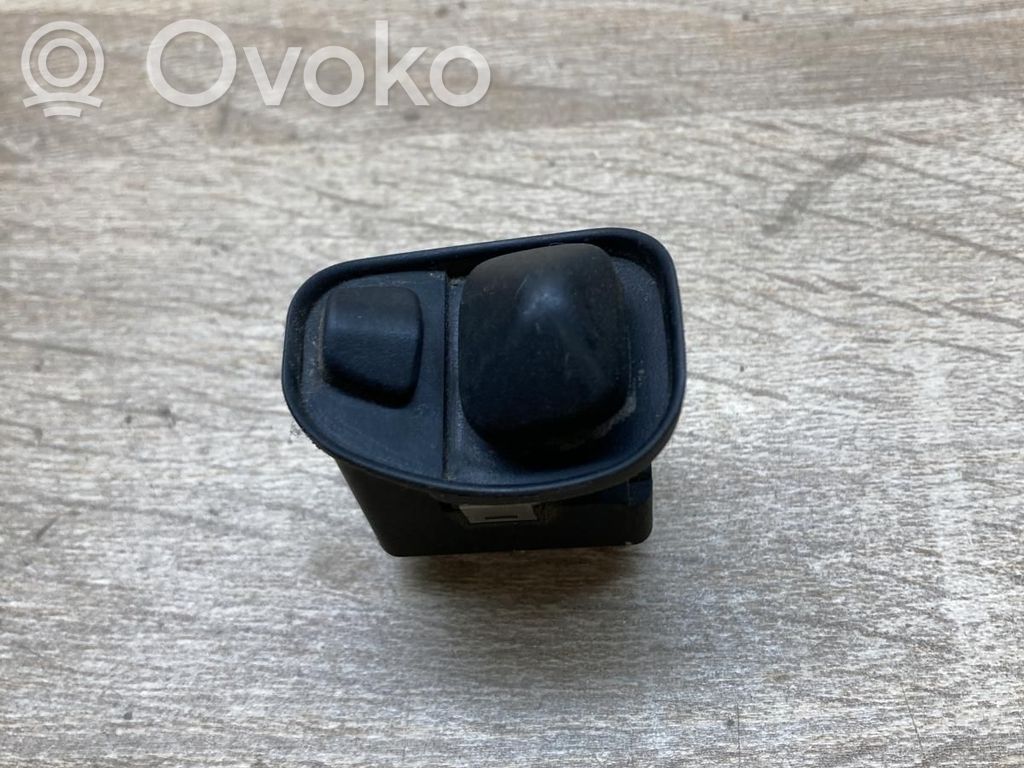 BMW 5 E34 Wing mirror switch 