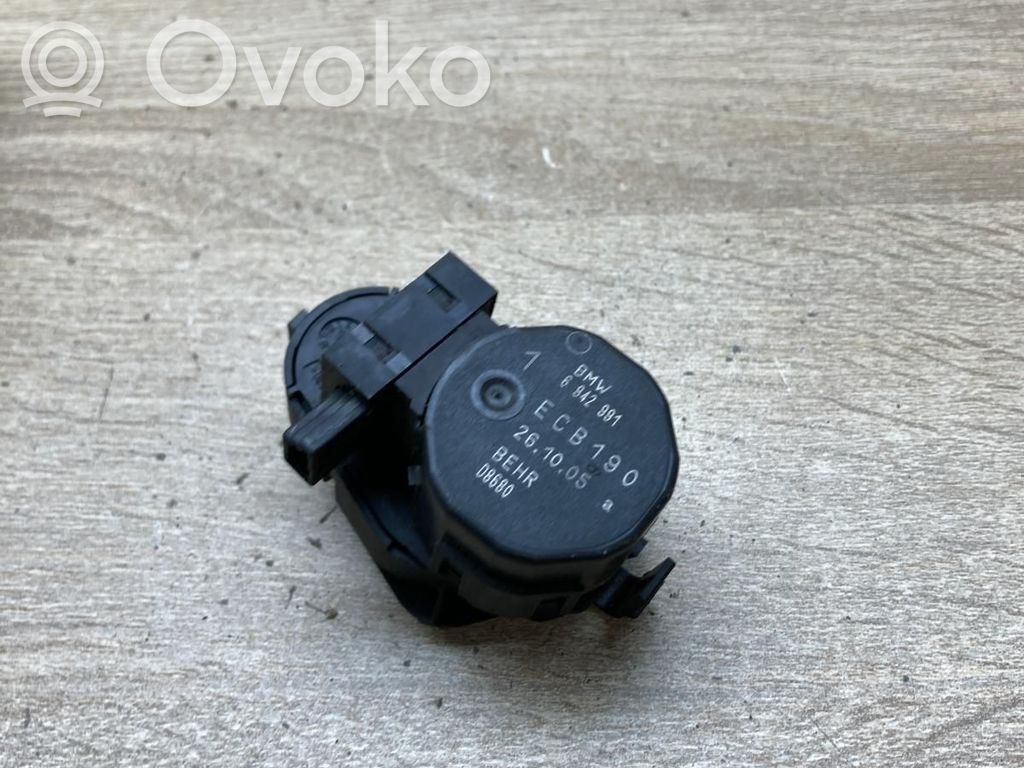 BMW 5 E60 E61 Motor/actuator clapetă aer 