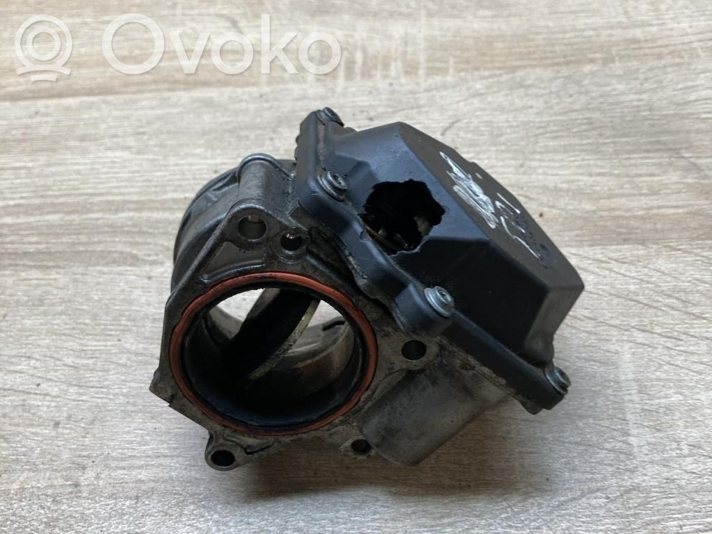Volkswagen Touareg I Throttle body valve 