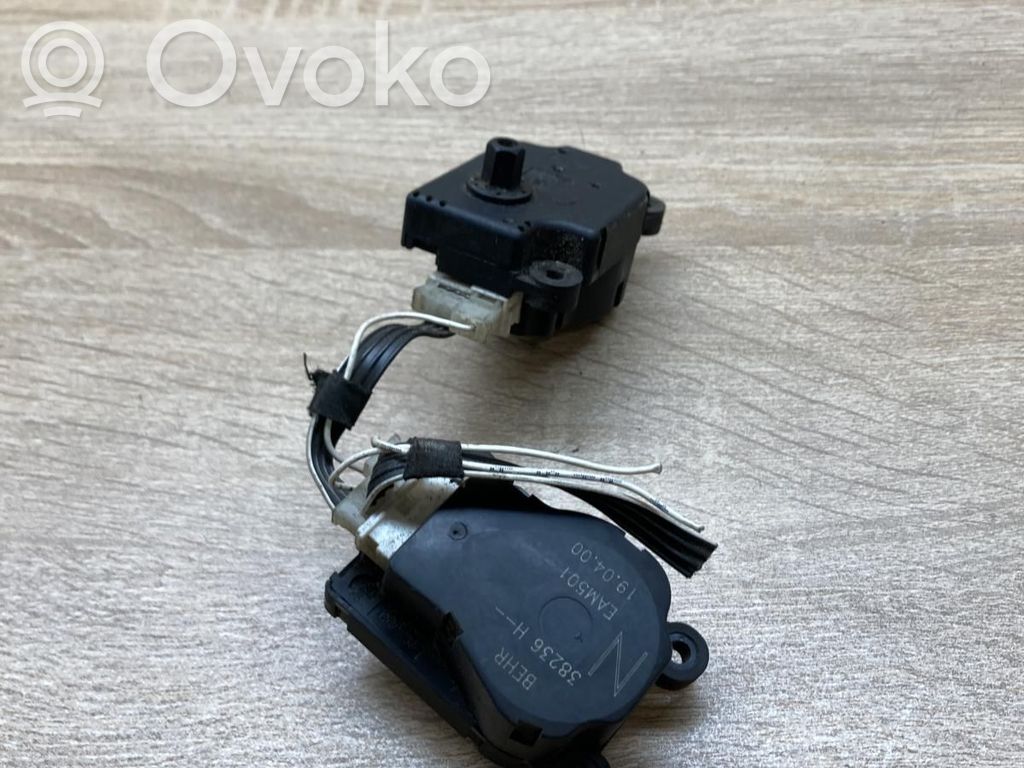 Mercedes-Benz S W220 Motor/activador trampilla de calefacción 