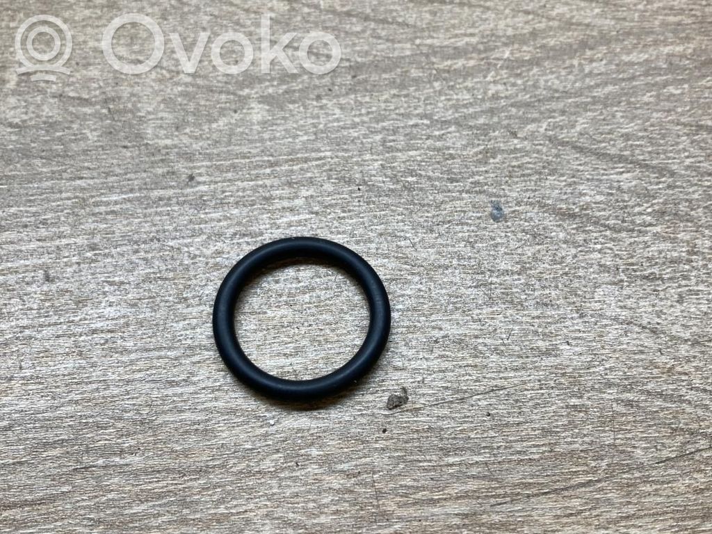 BMW 3 F30 F35 F31 Moottorin vesijäähdytyksen putki/letku 