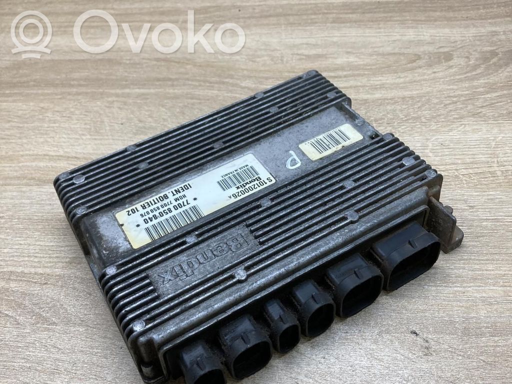 Renault Clio I Engine control unit/module ECU 