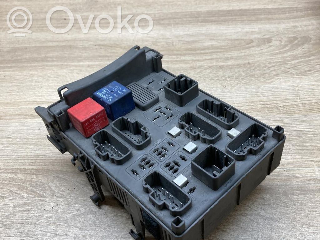 Fuse module   8200148809,8200004201E