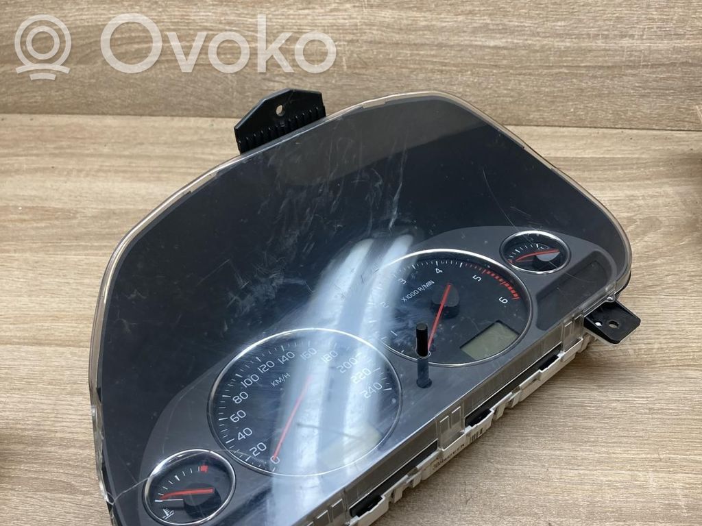 Volvo S40, V40 Vitezometru (grup de instrumente) 
