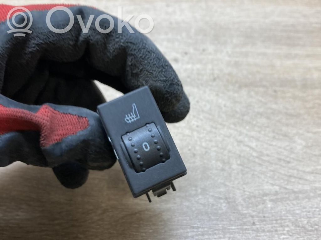 Ford Kuga I Comutator încălzire scaune 