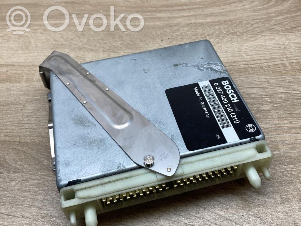 Engine control unit/module ECU   P06842678,0227400210,T92313638
