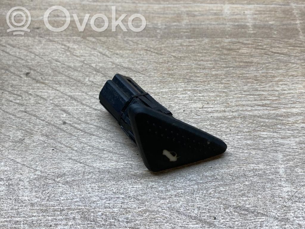 Ford Focus Tailgate opening switch 