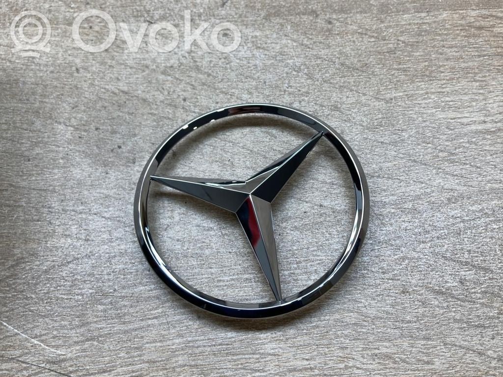 Mercedes-Benz C W204 Emblemat / Znaczek tylny / Litery modelu 