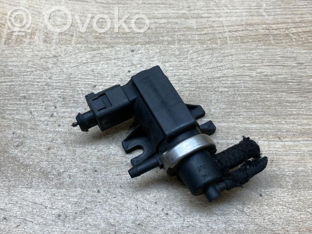 Válvula de vacío   1J0906627