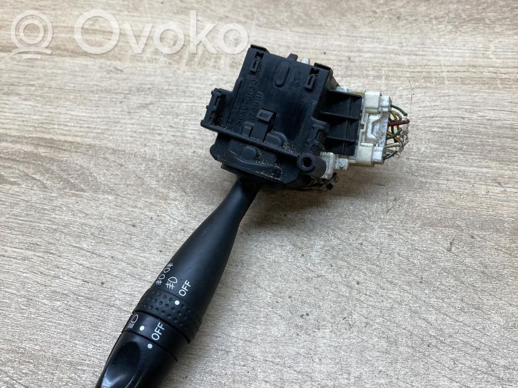 Toyota Yaris Manetă semnalizator 