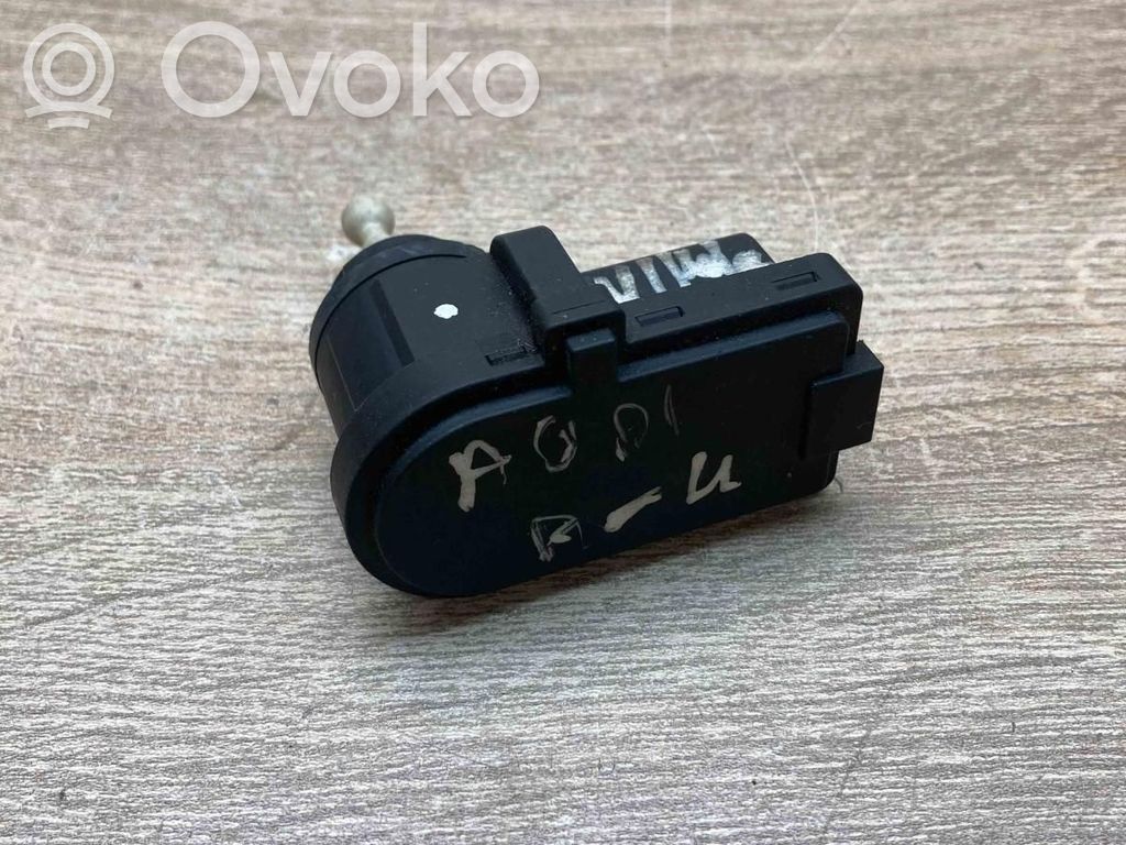 Audi A4 S4 B6 8E 8H Silniczek regulacji świateł 