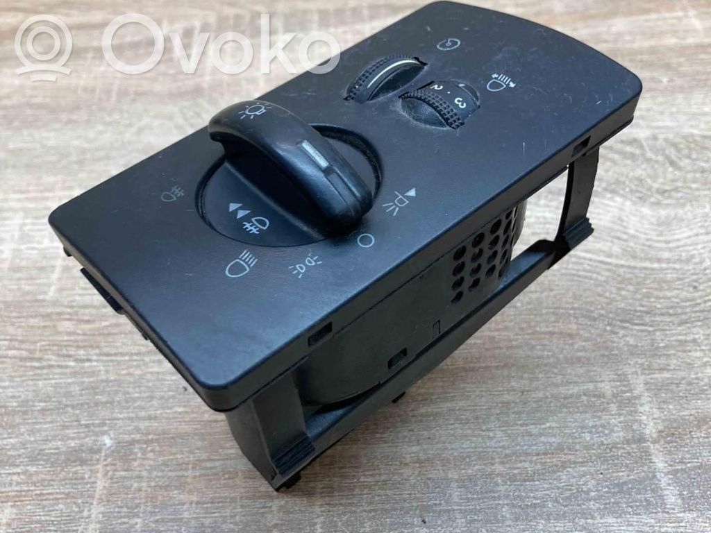 Ford Mondeo Mk III Light switch 